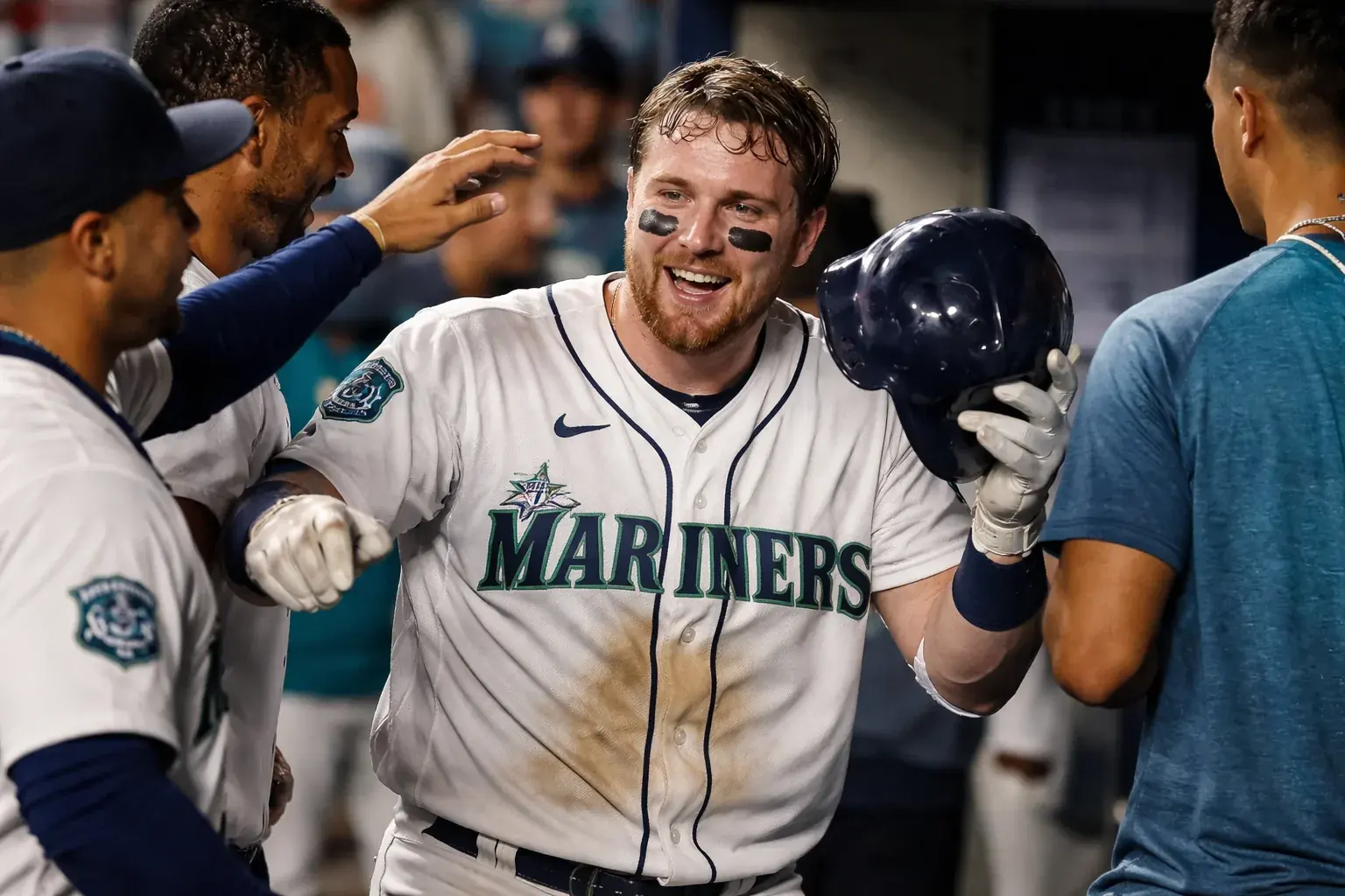 Cal Raleigh of the Seattle Mariners at bat during a game against the Houston Astros.
